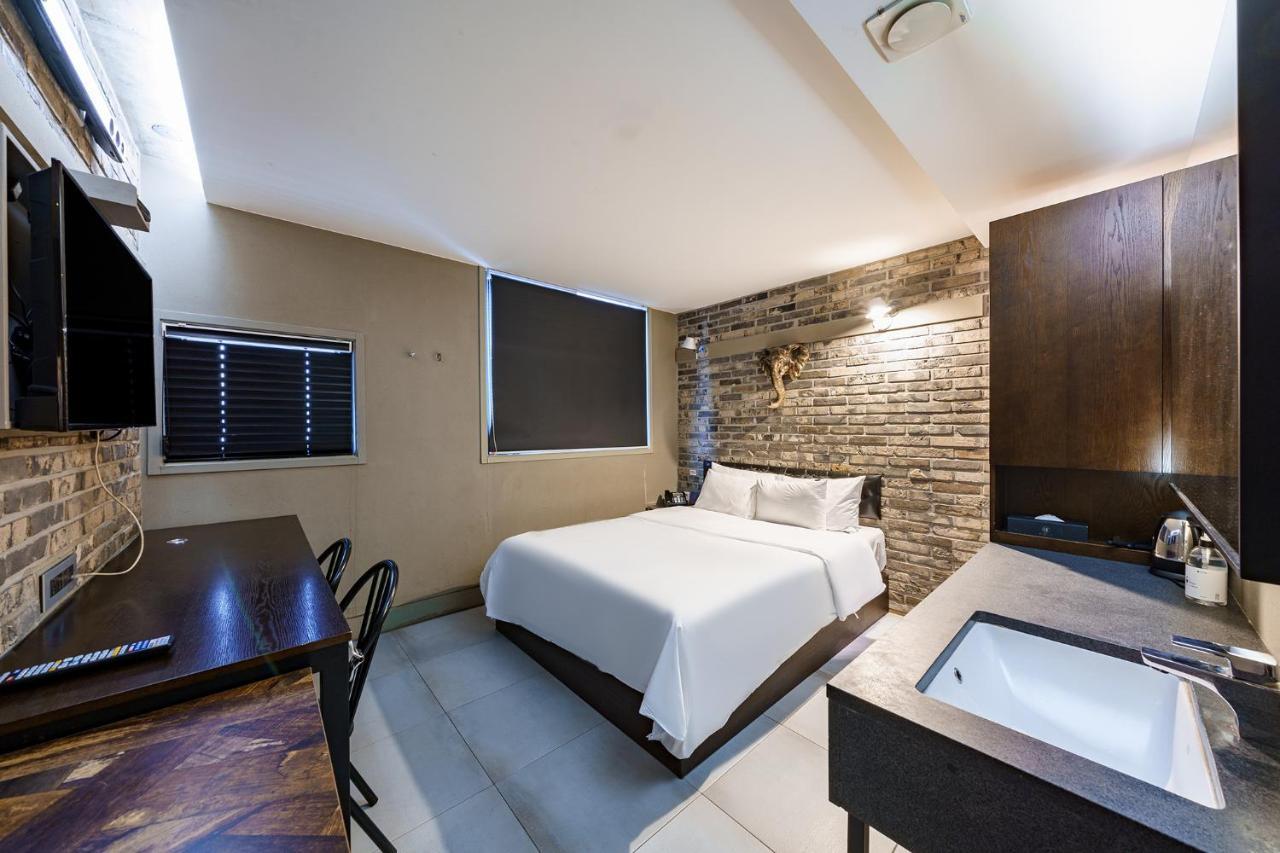 H-Avenue Hotel Yeoksam Seoul Exterior photo