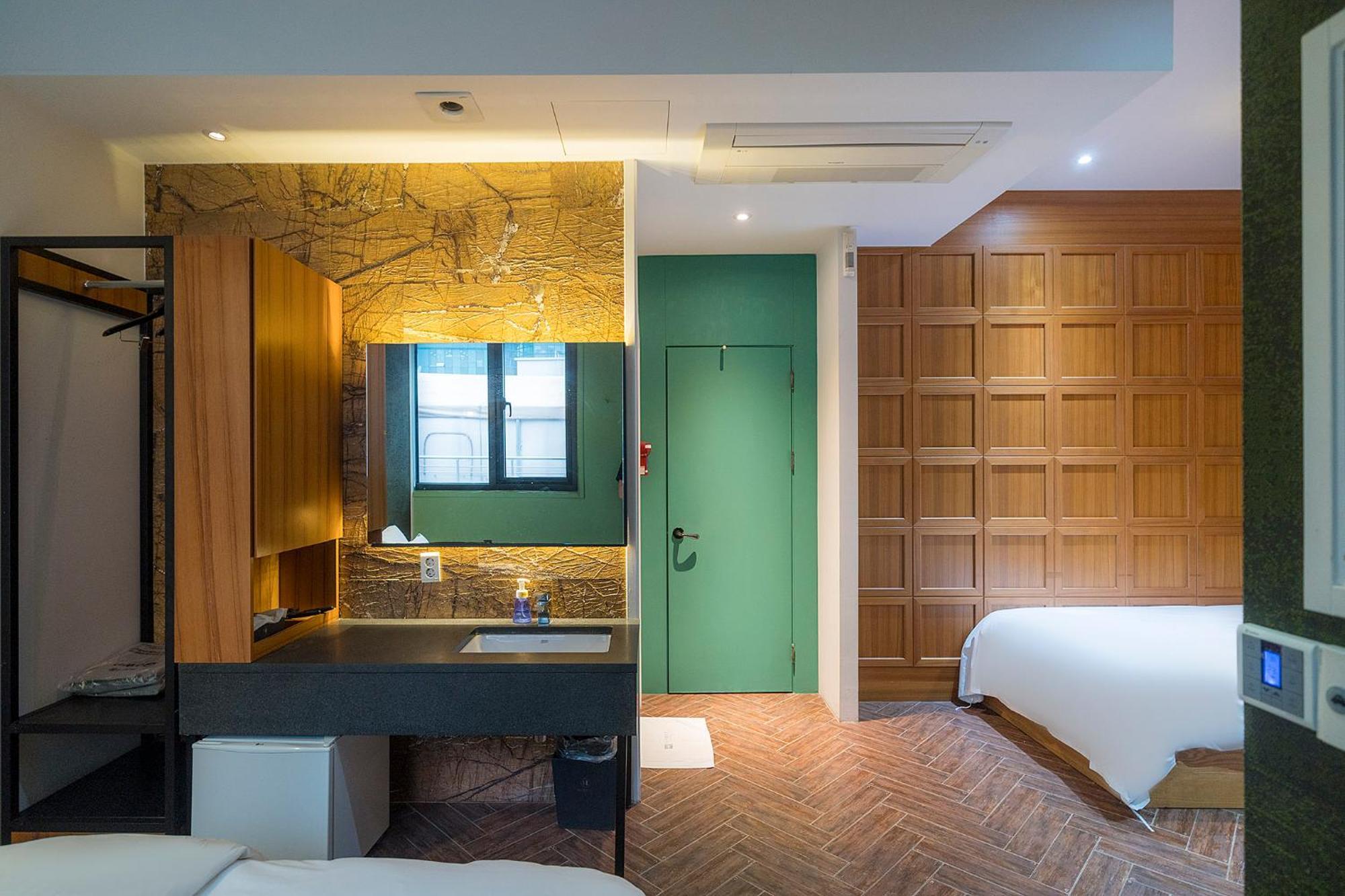 H-Avenue Hotel Yeoksam Seoul Exterior photo