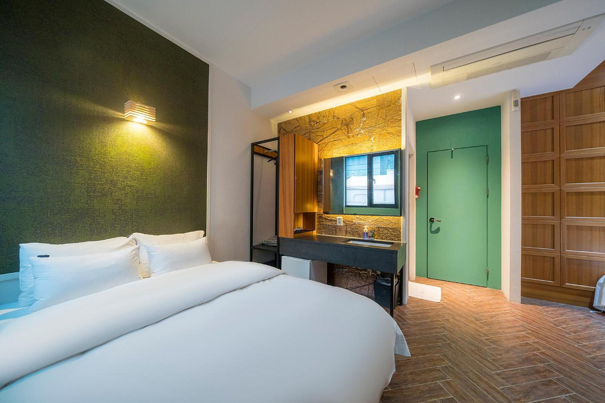 H-Avenue Hotel Yeoksam Seoul Exterior photo